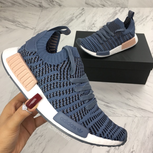 adidas Shoes - Adidas NMD R1
